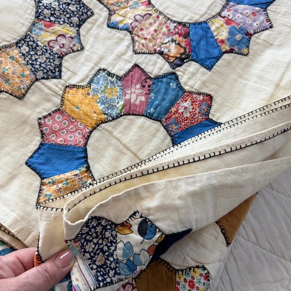 Vintage Dresden Plate Quilt 70x86 Feedsack Appliqué Cottagecore